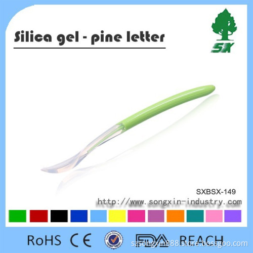 Top Quality and comfortable Baby Feeding Spoon Dispensing Silicone Baby Spoon with PP insert